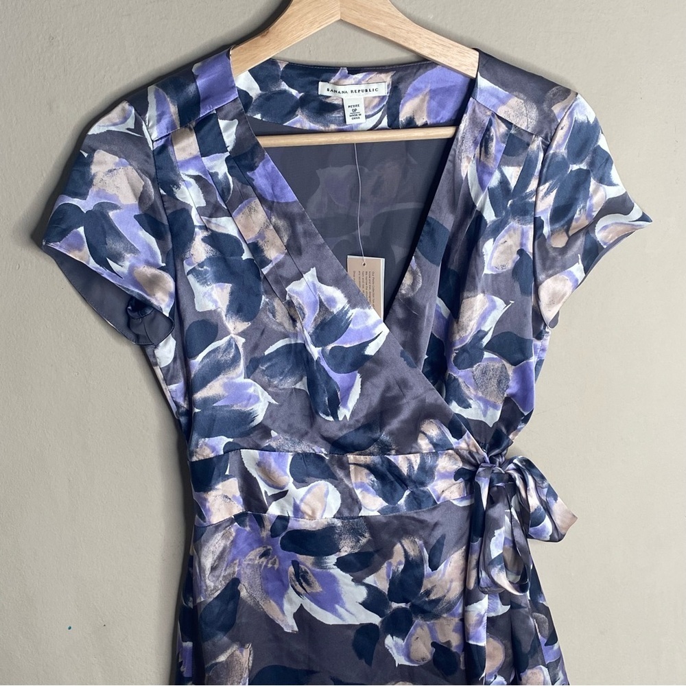 Banana Republic Short Sleeve Silk Dress Retro Pattern Size 0 Petite - Picture 2 of 16
